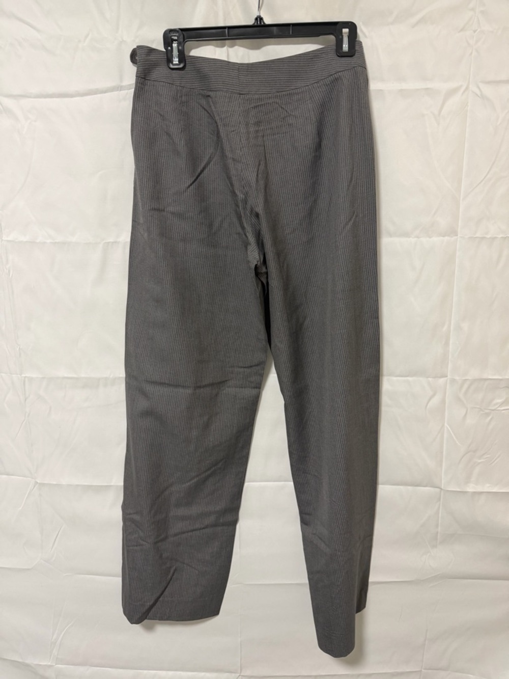 Giorgio Armani Women's Gray Pinstripe Two-Piece Pantsuit - Picture 9 of 9